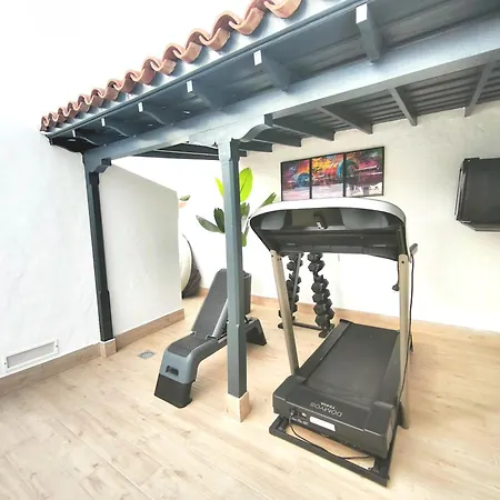 Rooftop Pamro - Private Jacuzzi - Fitness Area - Free Wifi - Air Conditioner - Pool - Modern & Comfortable - Sunnygolf Holiday home Maspalomas (Gran Canaria)