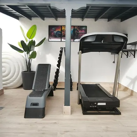 Rooftop Pamro - Private Jacuzzi - Fitness Area - Free Wifi - Air Conditioner - Pool - Modern & Comfortable - Sunnygolf Maspalomas (Gran Canaria)