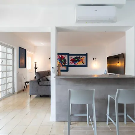 Rooftop Pamro - Private Jacuzzi - Fitness Area - Free Wifi - Air Conditioner - Pool - Modern & Comfortable - Sunnygolf Holiday home *