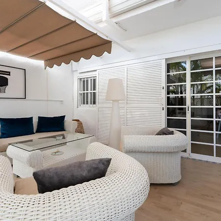Holiday home Rooftop Pamro - Private Jacuzzi - Fitness Area - Free Wifi - Air Conditioner - Pool - Modern & Comfortable - Sunnygolf Maspalomas (Gran Canaria)