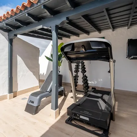 Rooftop Pamro - Private Jacuzzi - Fitness Area - Free Wifi - Air Conditioner - Pool - Modern & Comfortable - Sunnygolf * Maspalomas (Gran Canaria)
